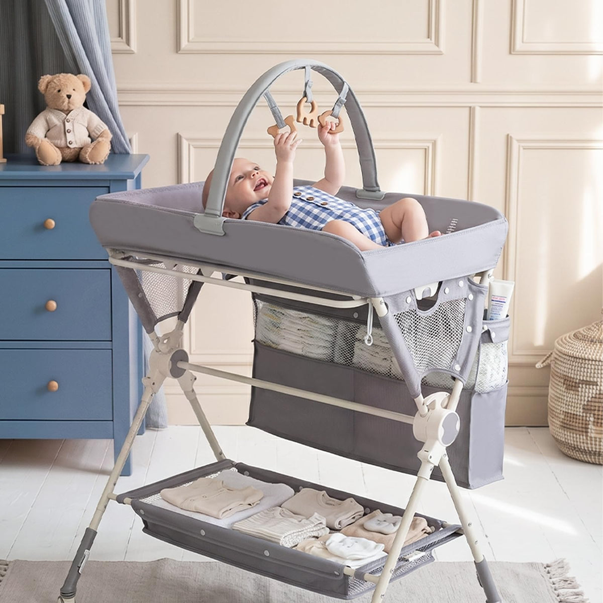 Portable Baby Changing Table with Wheels Y42722